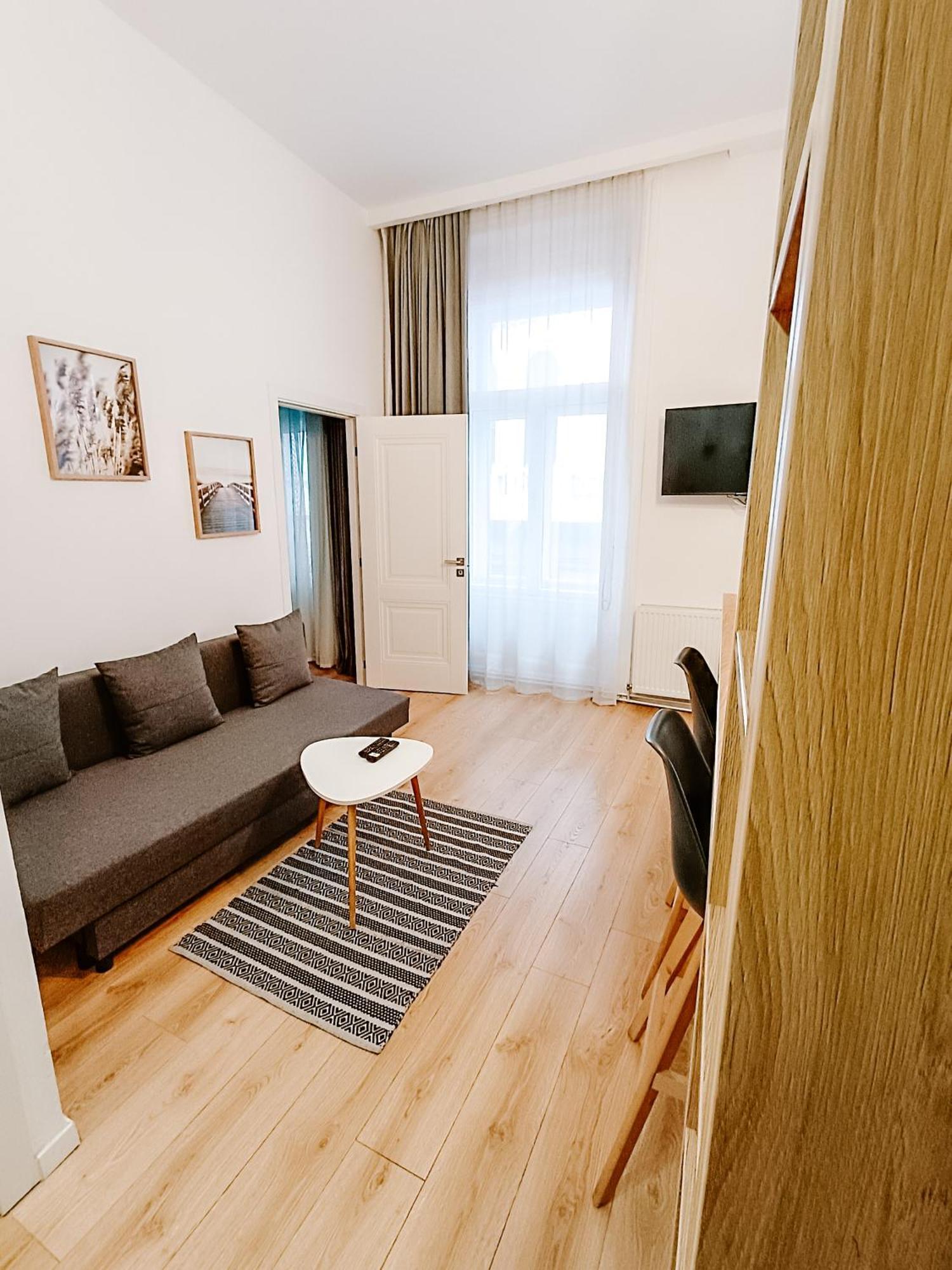 Fly Residence Арад Экстерьер фото